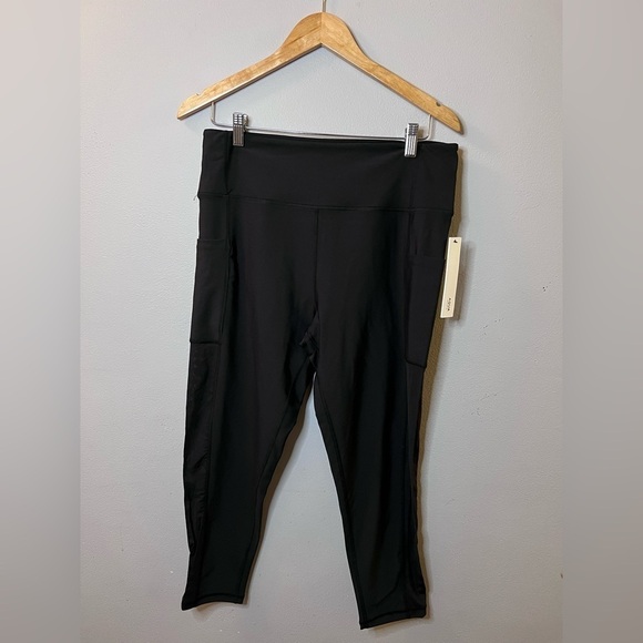 Aqua Athletics Pants - Aqua Athletic Black Leggings with Side Pockets and Mesh Leg Size XS-XL MSRP $68
